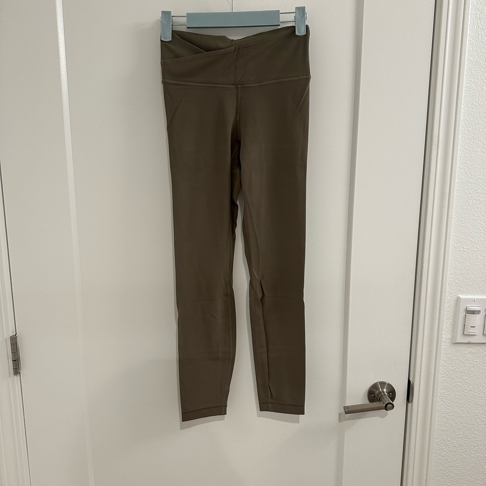 Lululemon Asymmetrical Align Pant